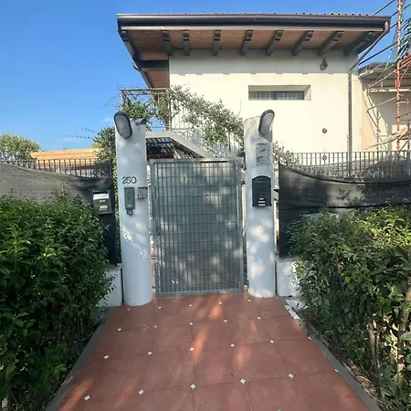 Aparthotel Oh Borgo Roma *